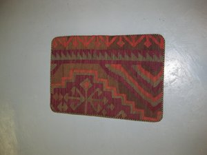 Cojin de kilim kurdo viejo.0, 69 x 0 , 48. 19360. Alfombras y Kilims