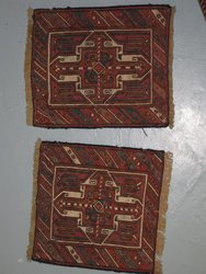Soumak Shasavan antigüo.Frgmentos de alforja camellera.Caucaso .0, 25 x 0, 28 - 0,28 x 0, 28. 14904-14905. Alfombras y Kilims