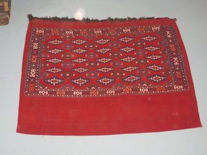 Chuval Yomut.Ténica de cisin. Turquestan mediados S . XX. 1, 07 x 0, 84. 14930. Alfombras y Kilims