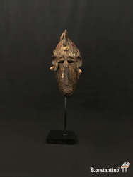 945-Afr. Mascara casco doble cabeza. 30 x 15 cms. Mali