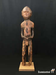 1372-Afr 101x23cms.Figura  de la etnia Kuyu. R.D del Congo. S. XIX