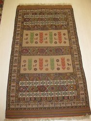 Sofreh kourdi persa con técnica mixta kilim-soumak.1, 62 x 0, 90. 17654. Alfombras y Kilims