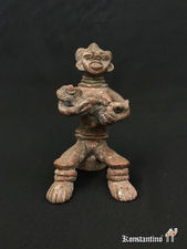 1671-AFR. Maternidad en  de la Etnia Ogoni en Nigeria, 20 x 14 x 11 cms