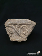 72-Ant. Fragmento de piedra Romana,21 x 16 cms