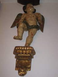 Pareja de angelotes S XVII España. 0,66 x 0, 28 y 0, 69 x 0, 30. 204 y 205. Antigüedades