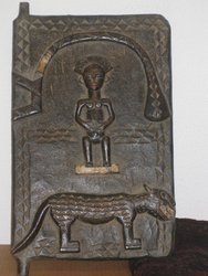 Puerta  Baule Costa de Marfil con fig y leopardo. Arte africano. 043  x029 - 503. Arte Africano