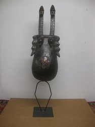 Mascara barriga Bambara, doble cabeza, patina, Mali. 0, 94 x 0, 30. 81. Arte africano