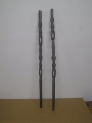 Par de bastones Baule con figuras. Costa de Marfil . 1, 09 y 1, 14 x 0, 04. 560 y 559. Arte africano