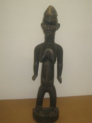 Figura Lobi.  Burkina Fasso, 0, 92 x 0, 23 .102. Arte africano