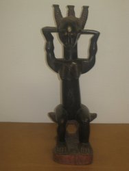 Figura Mossi o Gurunsi. Burkina Fasso. 0, 76 x 0, 27. 252. Arte africano