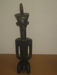 Figura Dengese Ant, Congo. 0, 66 x 0, 16 . 450. Arte africano