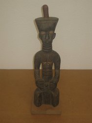 Figura Dengese Old,R. D. del congo. 0, 48 x 0, 11. 1252. Arte africano