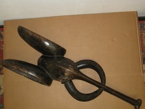 Mascara elefante  Bamileke. Camerún. 108 x 035 - 890. Arte africano