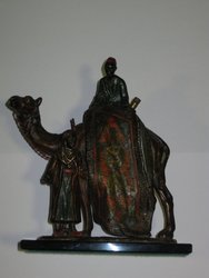 Escultura de la escuela vienesa, bronce con colores ,Prin s XX. 18,5 cms. 1733. Coleccionables