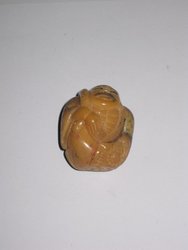 Netsuke,hombre rico, antigüo.China o Japón.  3, 5 cm. 2054. Coleccionables