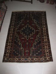 Mazlaghan Persa con edad, norte de Irán. 1, 92 x 1, 28. Alfombras y Kilims