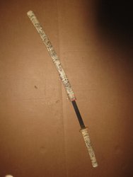 Katana de Hueso con grabados. Japón 1ºs S XX. 76 cms. 1725. Regalo y decoración