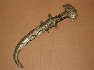 Daga Otomano de África o norte de Turquia.S XIX. 33 cms. 1192. Regalo y decoración