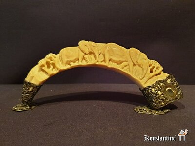 1317-C  Colmillo de jabalí  17,5 cms
