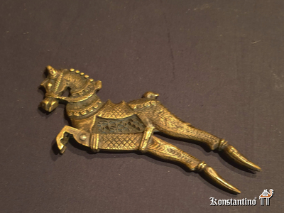 2135-C  Cascanueces antiguo de la india  19 cms