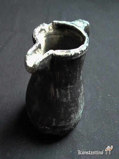 507-H Jarra Antigua en terracota negra 10x9 cms 507-H Jarra Antigua en terracota negra 10x9 cms