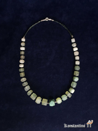 30955-H. Nom. Collar piedras de jade. VENDIDO