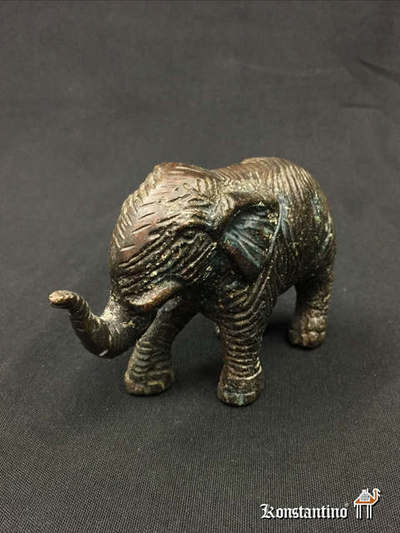 1856-C Elefante en bronce. India circa de 1900, 12 x 8 cms