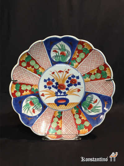 1122-C  37 cms   Plato imarí policromado de S XIX al XX