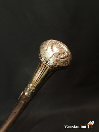  66-C        81 cms             Bastón dama en madera con puño de plata. S XIX al XX