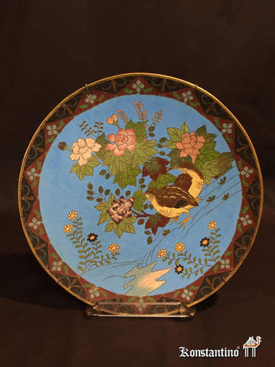  1246-C    30 cm   Plato Cloissoné policromado, con codornices época Meijí (japon), muy fino. Vendido