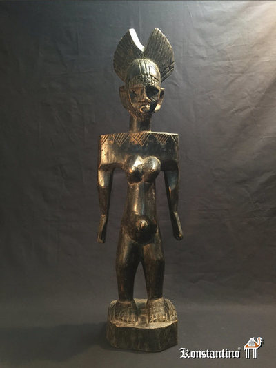 137-Afri     086x023    Figura Gurunsi en madera de la actual Burkina Fasso