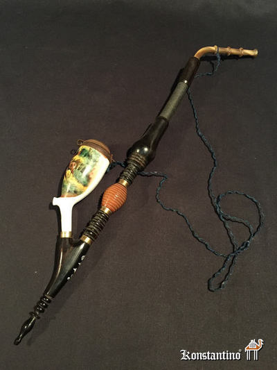 877-C  45x8  Pipa larga de pòrcelana. Alemania s.XX