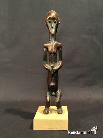 1262-Afri  22x4   Figura de la Etnia Fang old con patina Gabón. 