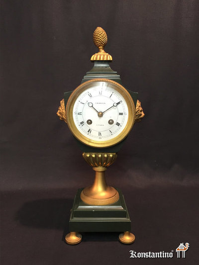 212-C  39cms   Reloj de pared de pendulo ”Chardou” París S XIX