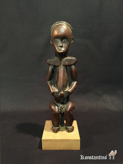 1130-Afri  20x6   Figura Byeri Fang masculina, con patina Nigeria Gabón