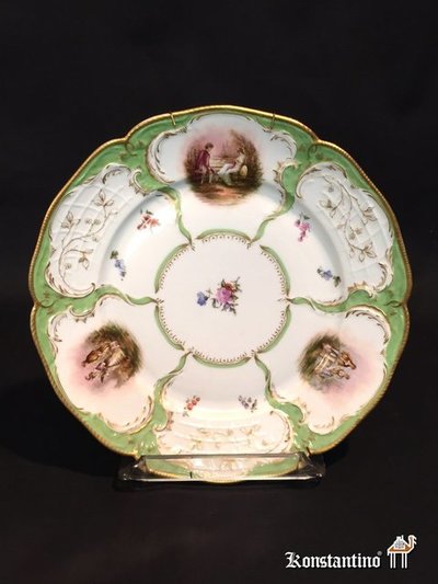 633-C    24 cms  Plato de porcelana policromada de Roshental, S. XX