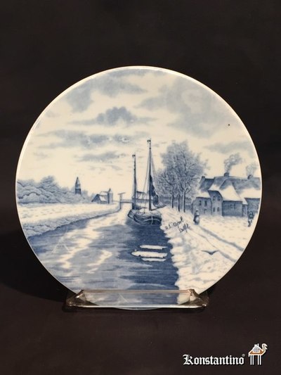 1276-C   23 cms  Plato de porcelana con paisaje. Alemania, s XX