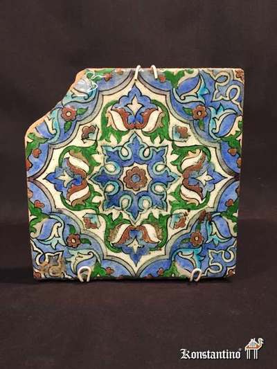797-H    20x20, Azulejo de cerámica de Kutaya (Turquia s, XVII), Fragmento