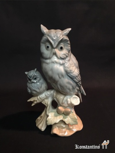 757-C  15 cms , Figura de buho con cria, europa s.XX