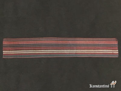 9758-Alf   192x35 cms  Fragmento de Jajin persa de finales del XIX. Colores naturales. Pieza de uso tradicional