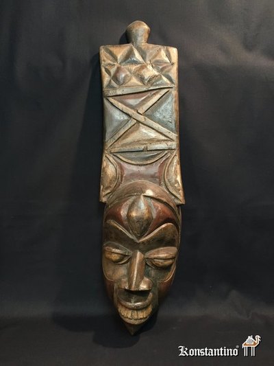 227-Afri  71x18   Máscara con penacho en madera de la etnia Yoruba en la actual Nigeria