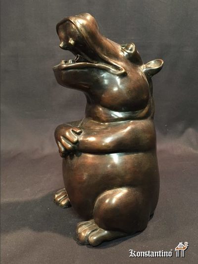 449-C  27 cms  Hipopótamo de bronce sentado. Europa s.XX. 