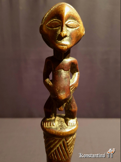 643-Afri  Cetro de Rey antiguo Luba, 29x3 cms