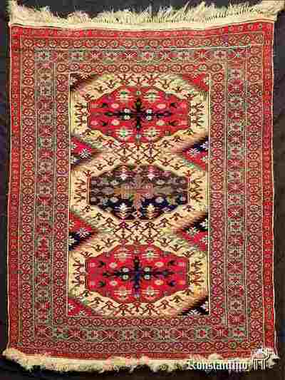 9650-Alf  Afghan en seda salvaje mediados del s.XX,  150x114 cms
