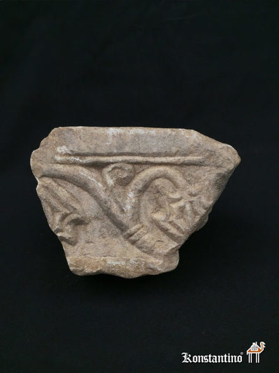 72-C Piedra romana, fragmento(Friso)21 x 16 cms. (VENDIDO)