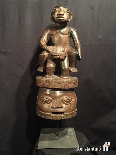 40-Afri  Casco con figura 70x27