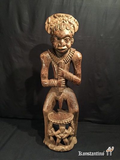 235-Afri  Figura  Africana en madera 1,14x35 cms