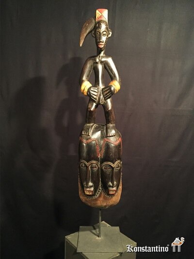 229-Afri  Máscara africana con doble cara y figura  85x29
